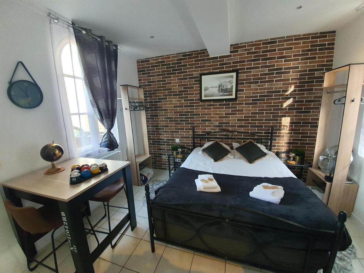 Appartement Indus En Centre Ville Avec Parking 翁弗勒尔 外观 照片